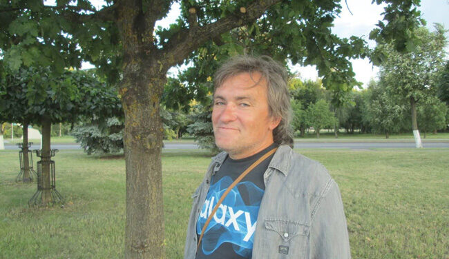 Пайшоў Алесь Астраўцоў