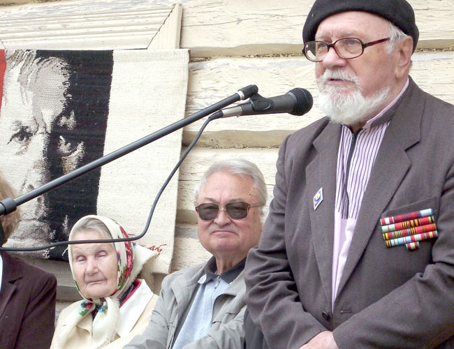 Вы смерцю смерць перамаглі