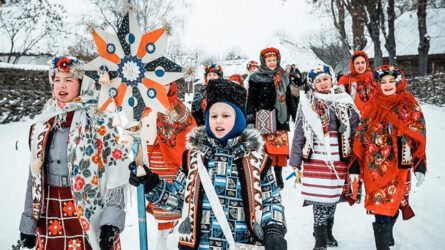 З Калядамі і Божым Нараджэннем!
