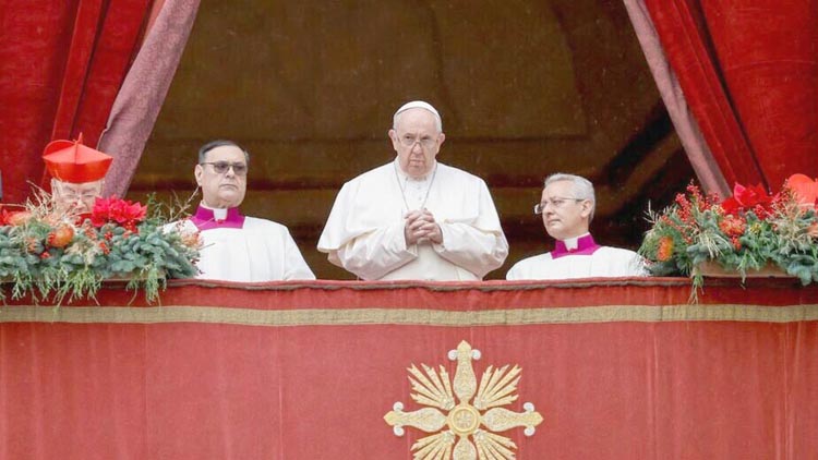Папа Рымскі заклікаў да дыялогу і міру