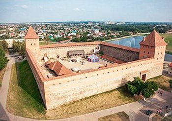 Лідскі замак першы ў новым рэйтынгу найбольш папулярных гісторыка-архітэктурных помнікаў Беларусі