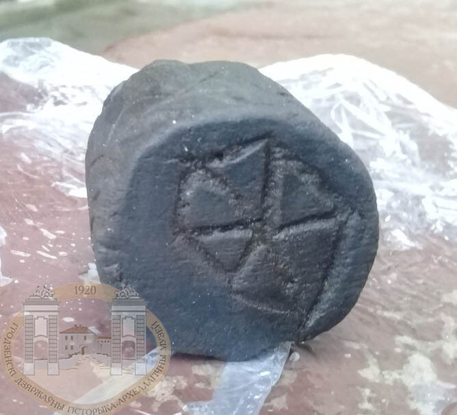 У Гародні знайшлі яшчэ адну старажытную шахматную фігуру