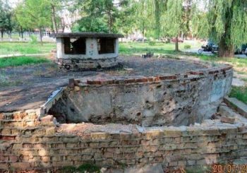 Старая прыбіральня ў Гомлі сышла з малатка за $ 30 000