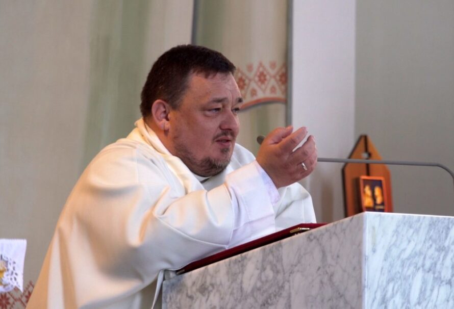Ксёндз Павел Кнурэк развітаўся з Віцебскам
