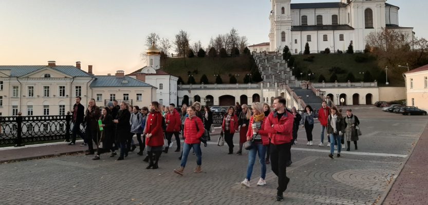 Дабрачынная экскурсія па Віцебску ад курсаў „Мова нанова”