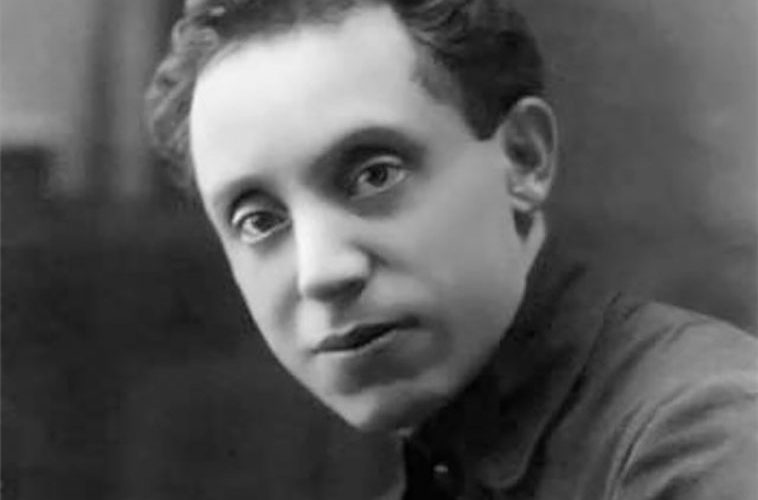 Тэрміновая навіна: ПРАХ ПІСЬМЕННІКА ЗМІТРАКА БЯДУЛІ ВЯРТАЕЦЦА НА РАДЗІМУ